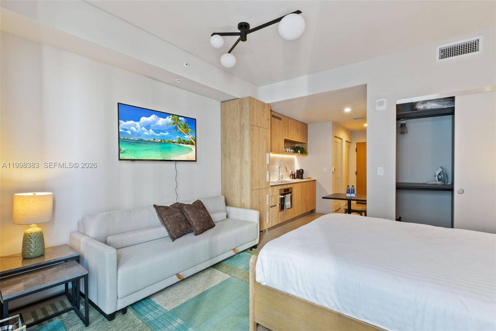 11 NE 6Miami - Condo 5+ Stories,Condo condo unit 2108 - picture