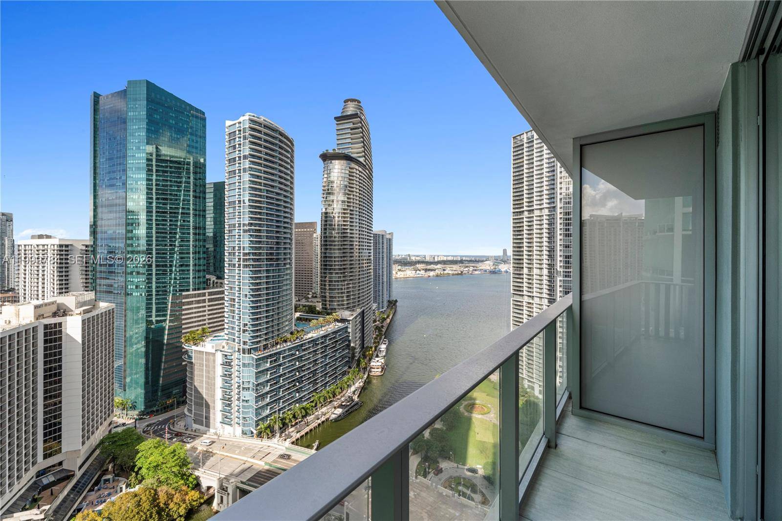 77 SE 5th StreetMiami - Condo/Co-Op/Annual,Condo condo unit 3304 - picture