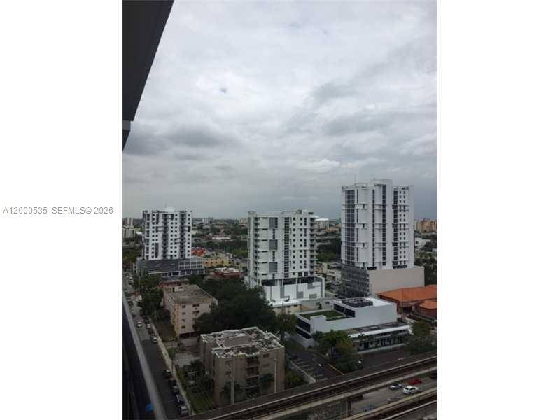 999 SW 1STREETMiami - Condo/Co-Op/Annual,House condo unit 1515 - picture