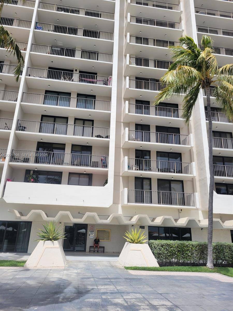 2625 Collins AveMiami Beach - Condo 5+ Stories,Condo condo unit 1601 - picture