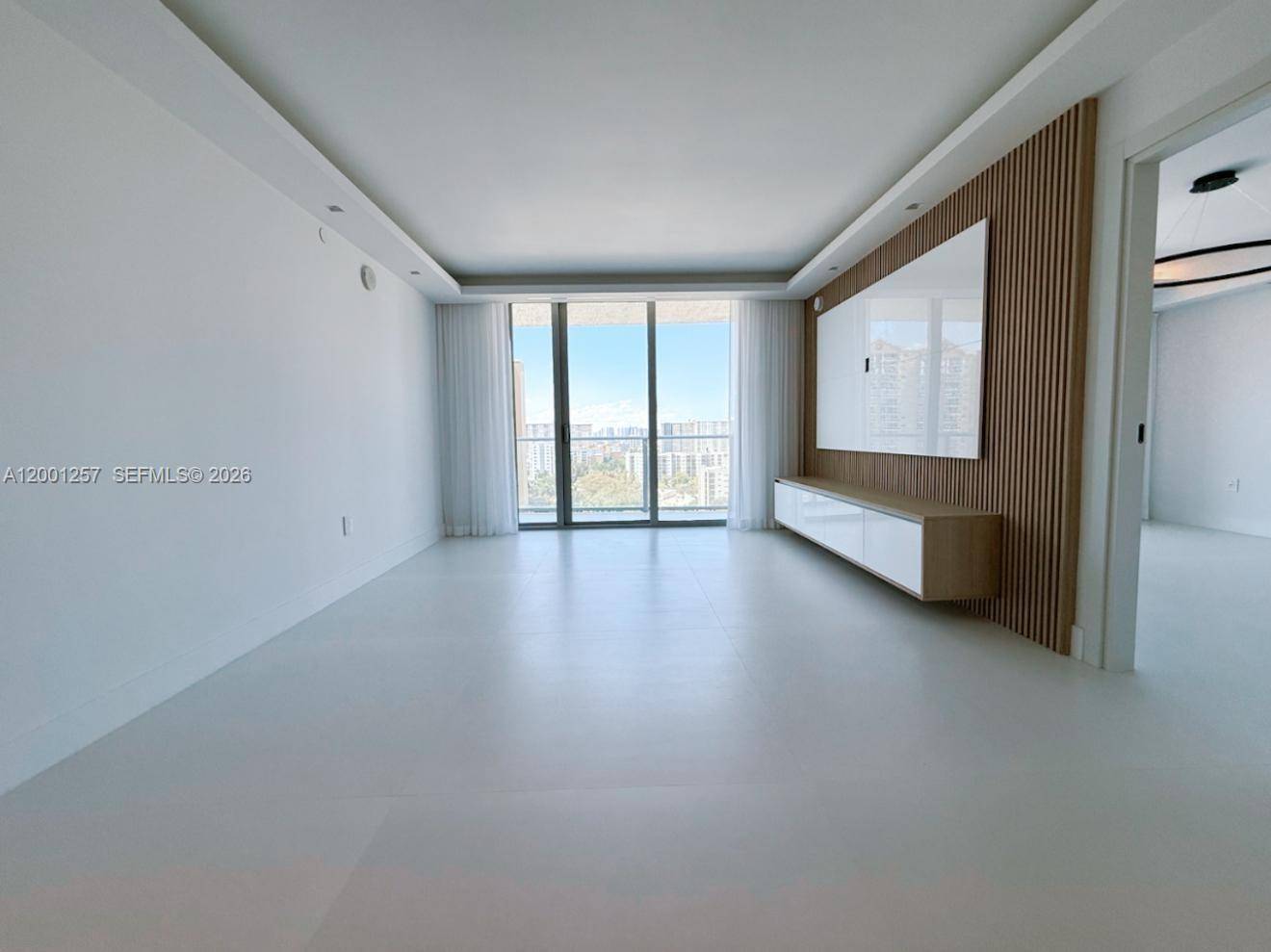 330 Sunny Isles BlvdSunny Isles Beach - Condo/Co-Op/Annual,Condo condo unit 5-1405 - picture