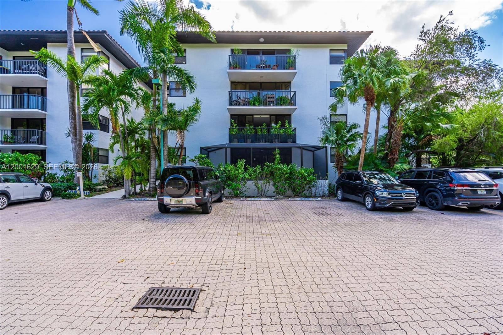 55 Ocean Lane DrKey Biscayne - Condo/Co-Op/Annual,Condo condo unit 1028 - picture