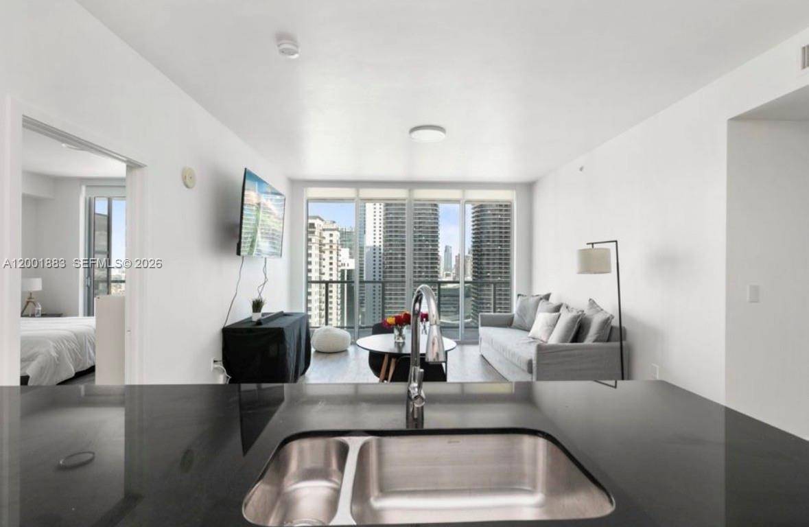 1111 SW 1st AveMiami - Condo/Co-Op/Annual,Condo condo unit 3222-N - picture