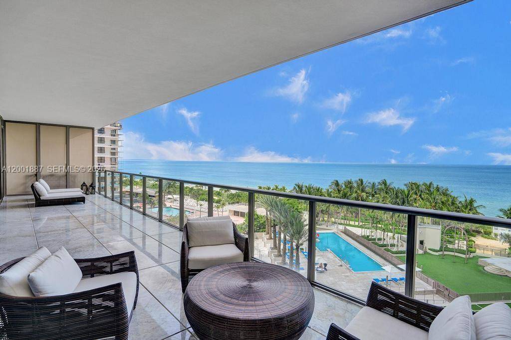 9705 Collins AveBal Harbour - Condo/Co-Op/Annual,Condo condo unit 702N - picture