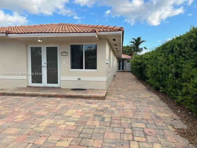 3165 SW 26th StMiami - Duplex/Tri/Quad-Annual,Multi Family condo unit 2 - picture