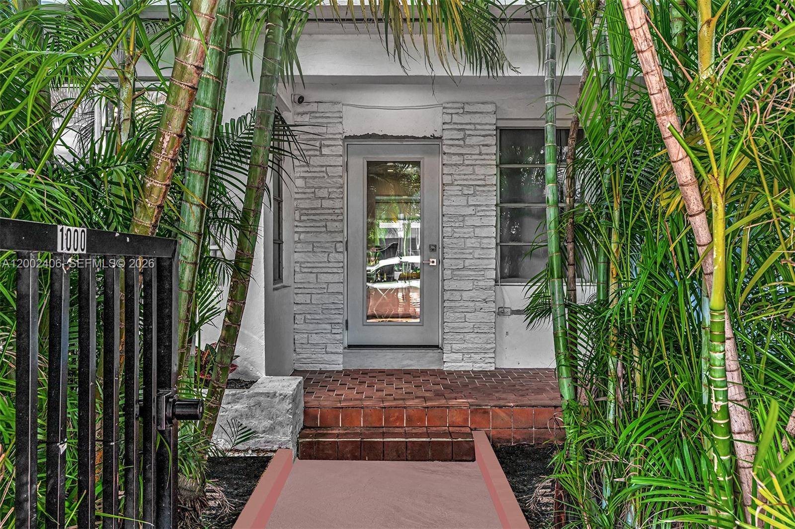 1002 10th StMiami Beach - Townhouse/Villa-Annual,Multi Family condo unit 1002 - picture