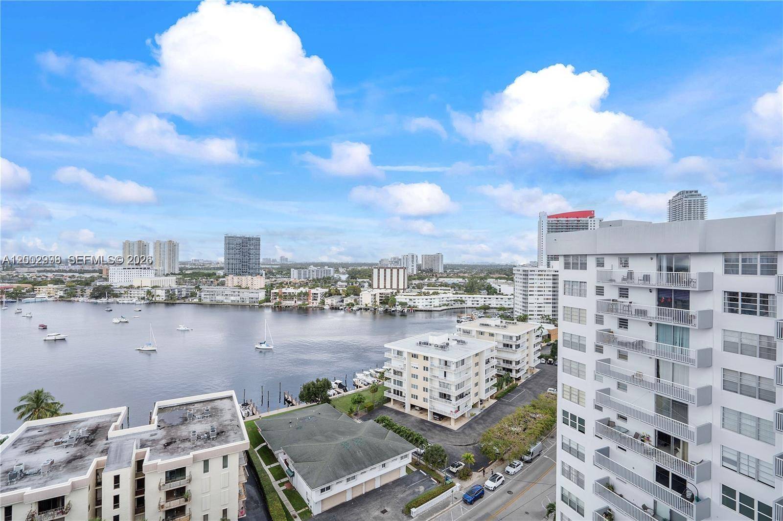 137 Golden Isles DrHallandale Beach - Condo/Co-Op/Annual,Condo condo unit 1609 - picture