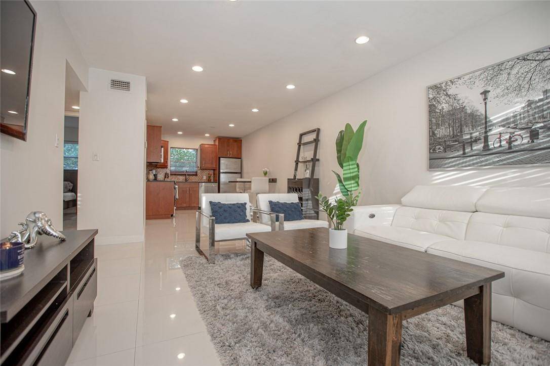 601 SE 5thFort Lauderdale - Condo condo unit 108 - picture