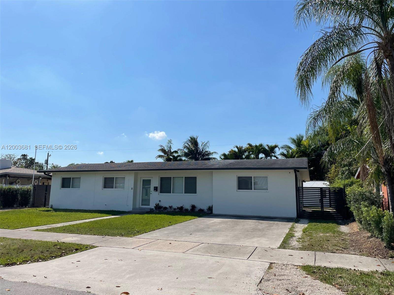 8640 SW 125th TerMiami - picture