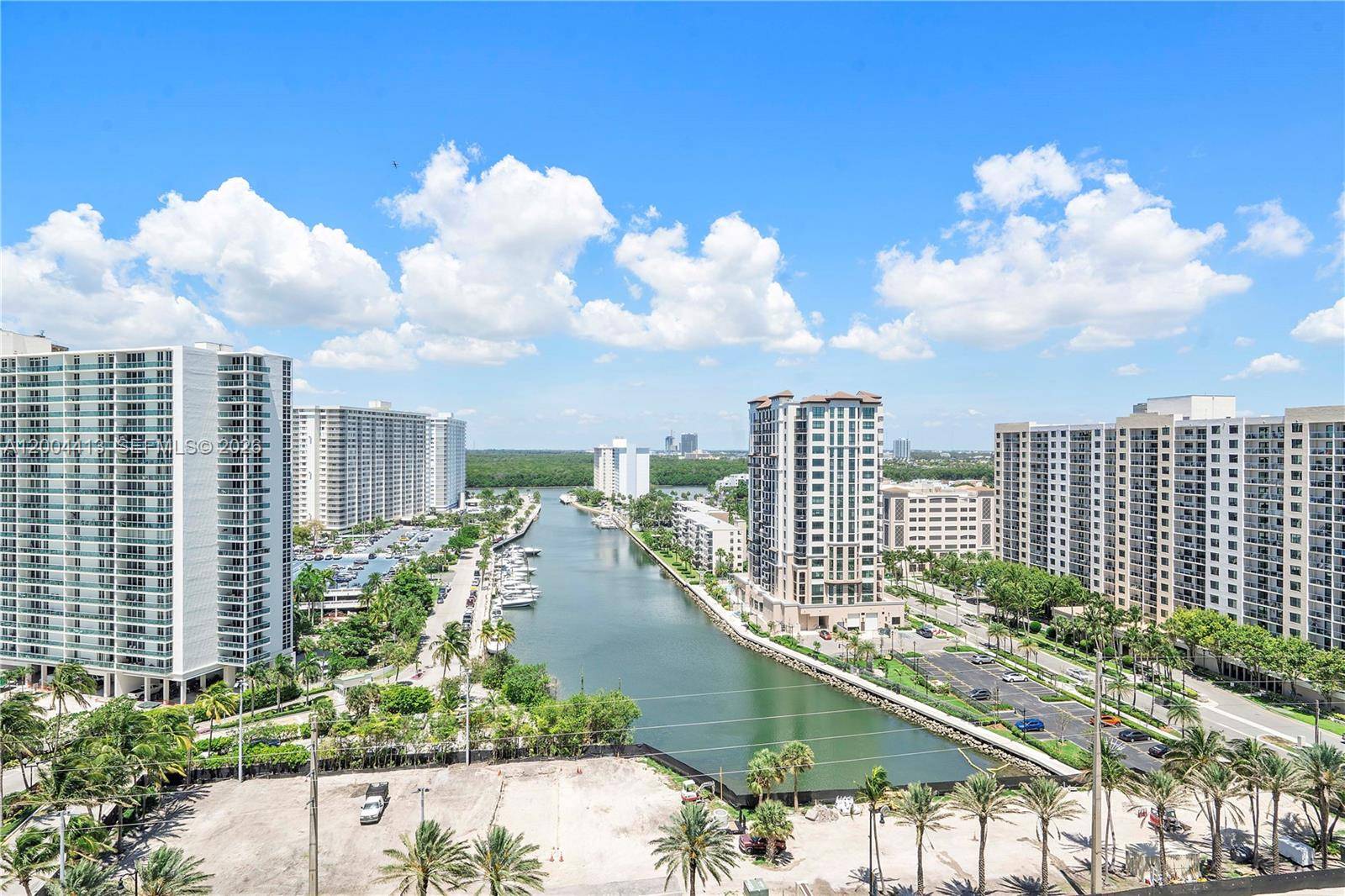 15811 Collins AveSunny Isles Beach - Condo/Co-Op/Seasonal,Condo condo unit 1205 - picture
