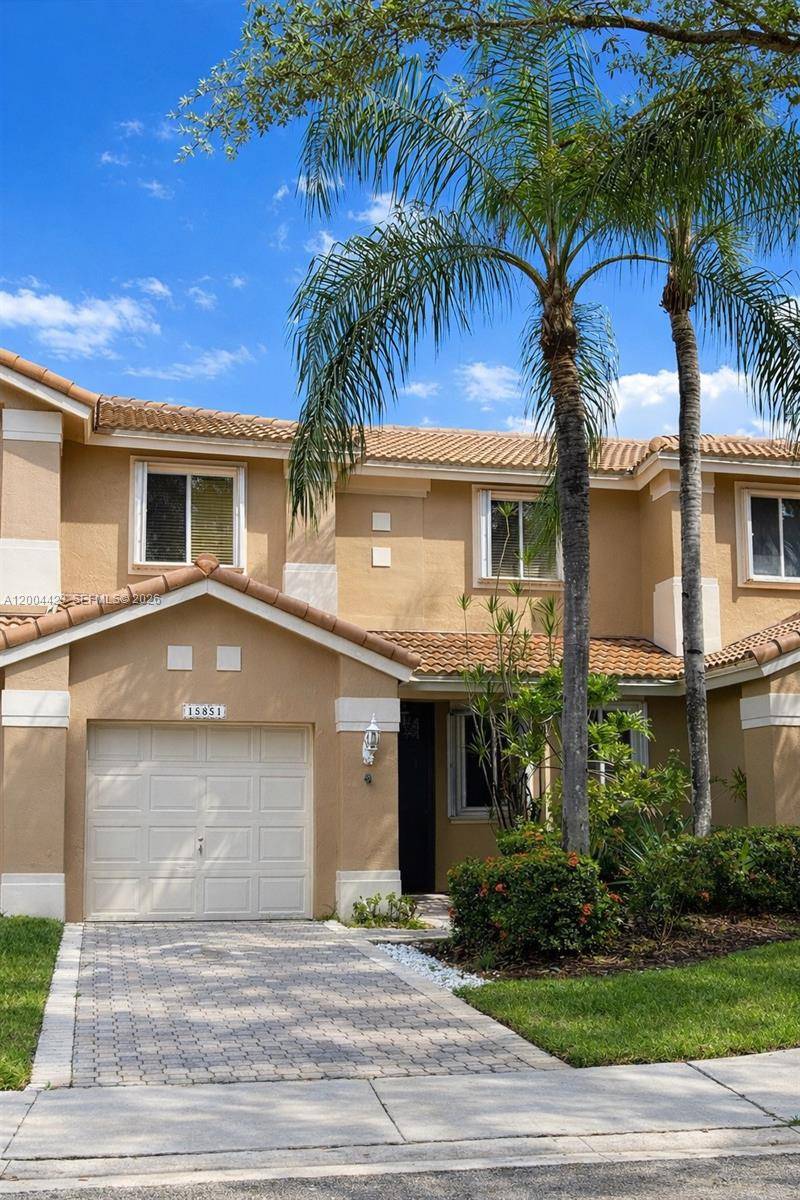 15851 SW 10th StPembroke Pines - Townhouse/Villa-Annual,Townhouse condo unit 15851 - picture