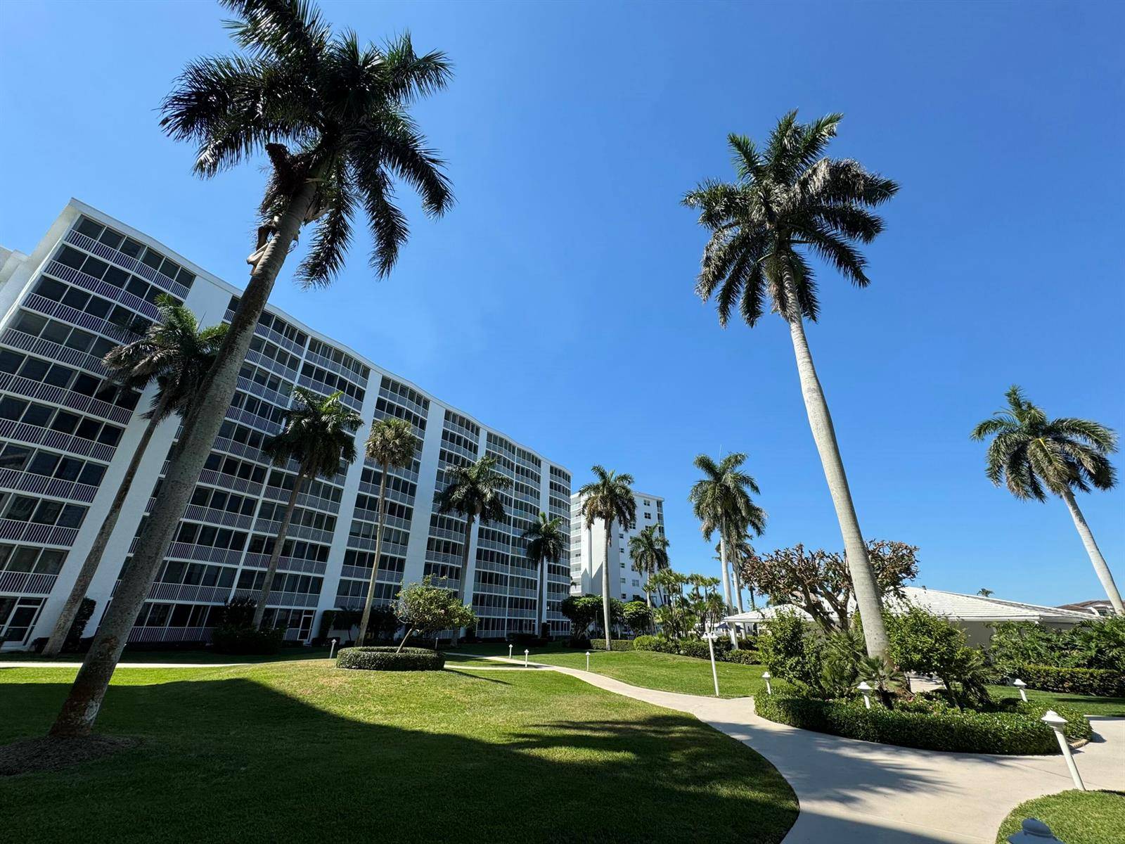 3224 S OceanHighland Beach - Condo condo unit 113-b - picture