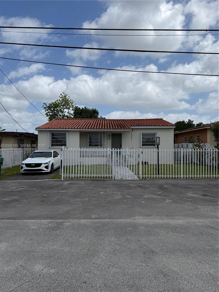 7231 NW 2nd TerMiami - picture
