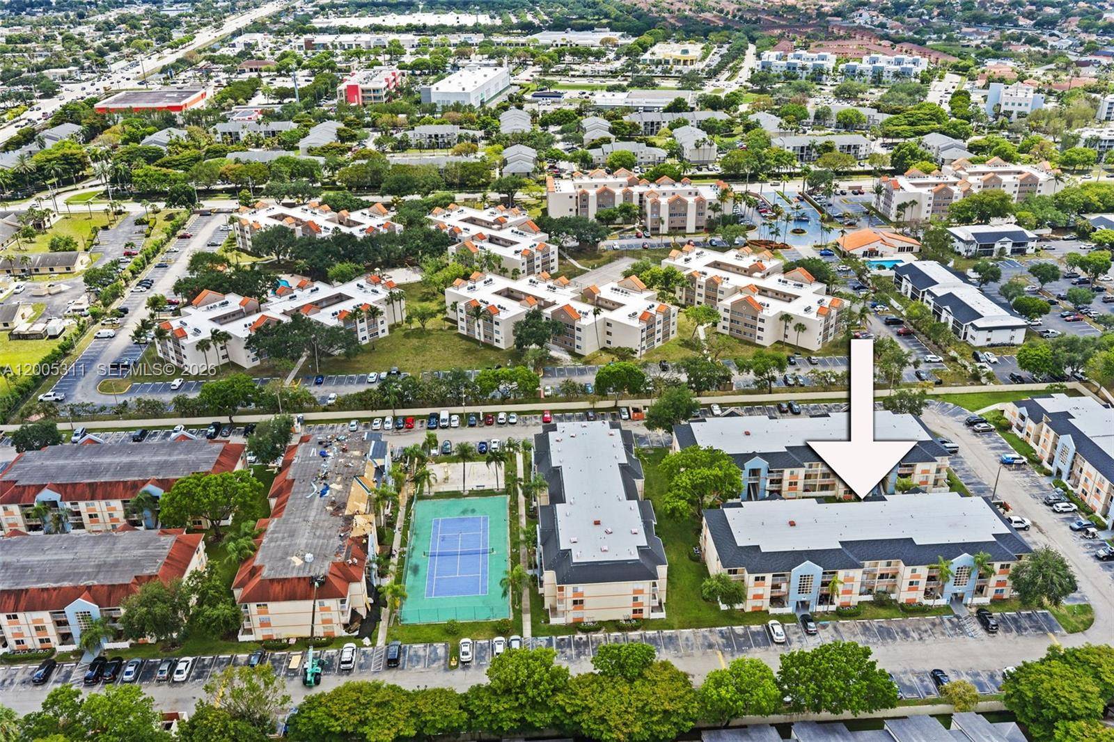 18880 NW 57th AveHialeah - Condo 1-4 Stories,Condo condo unit 301 - picture