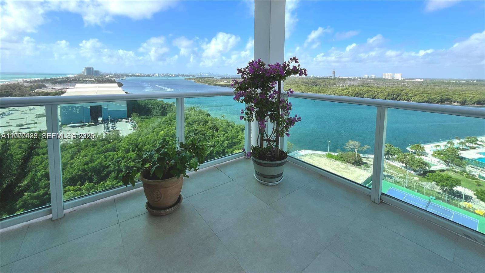 100 Bayview DrSunny Isles Beach - Condo/Co-Op/Annual,Condo condo unit 1827 - picture