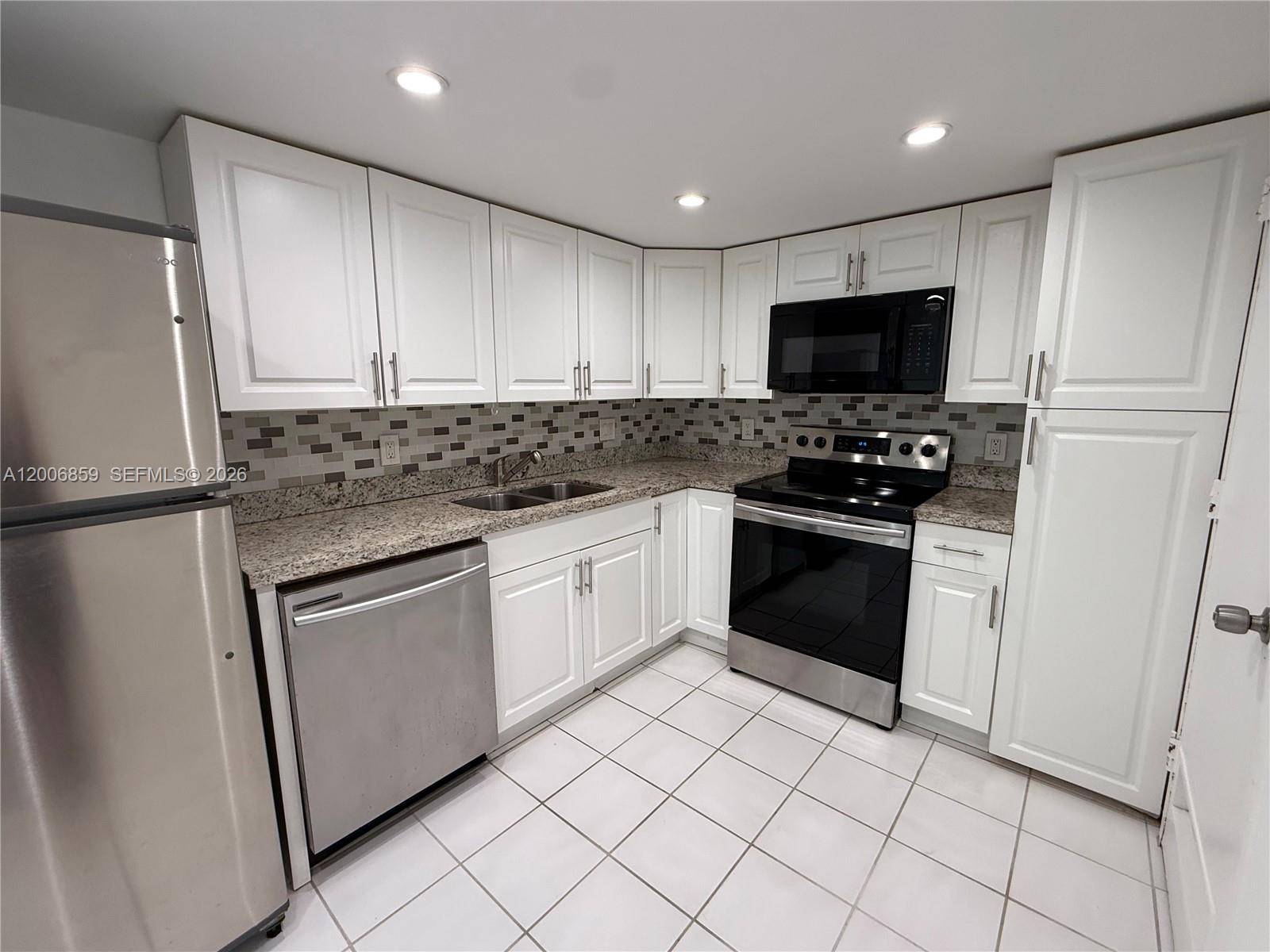 400 Kings Point DrSunny Isles Beach - Condo 5+ Stories,Condo condo unit 608 - picture