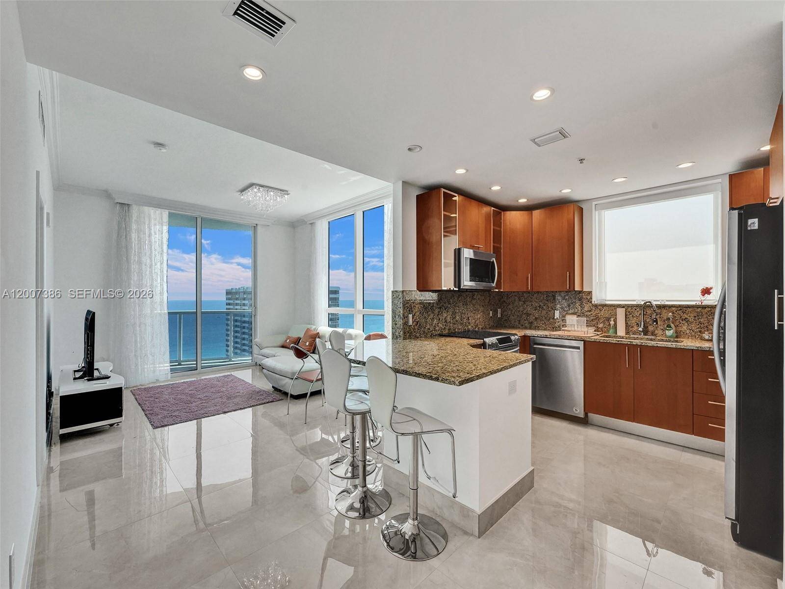 1945 S Ocean DrHallandale Beach - Condo/Co-Op/Annual,Condo condo unit 2101 - picture