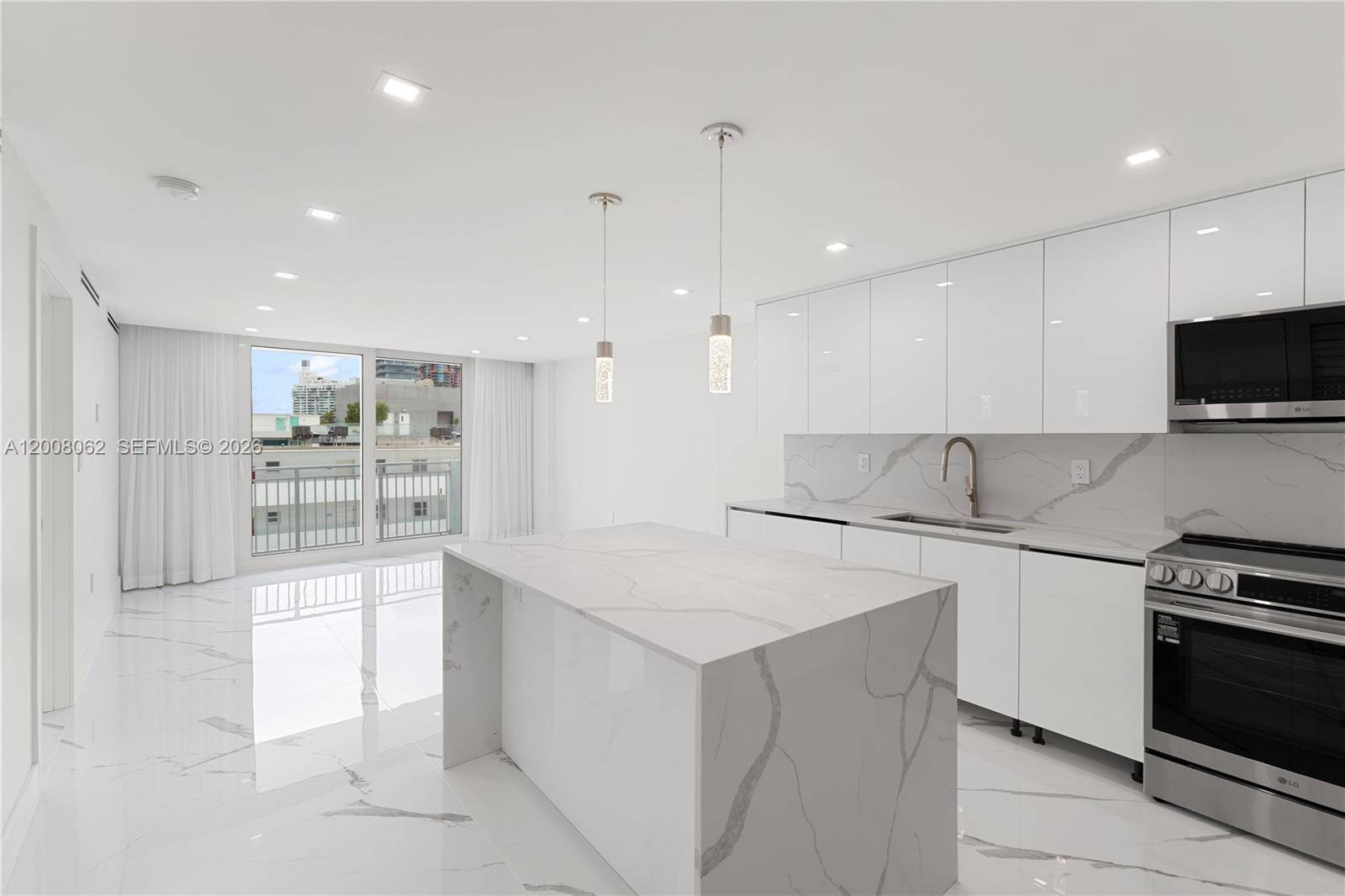 345 Ocean DrMiami Beach - Condo/Co-Op/Annual,Condo condo unit 708 - picture