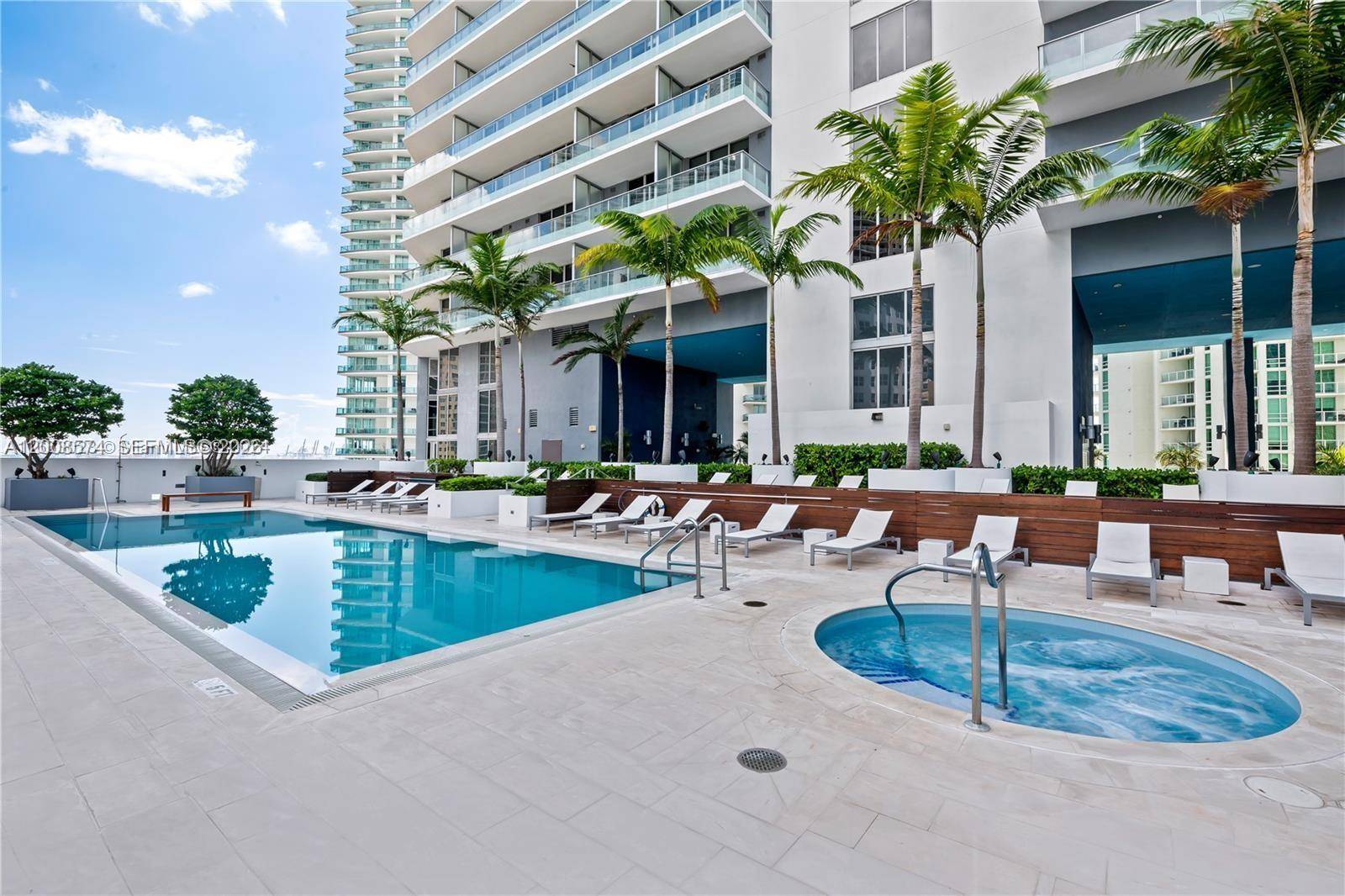 1300 Brickell Bay DrMiami - Apartments-Annual,Apartment condo unit 807 - picture