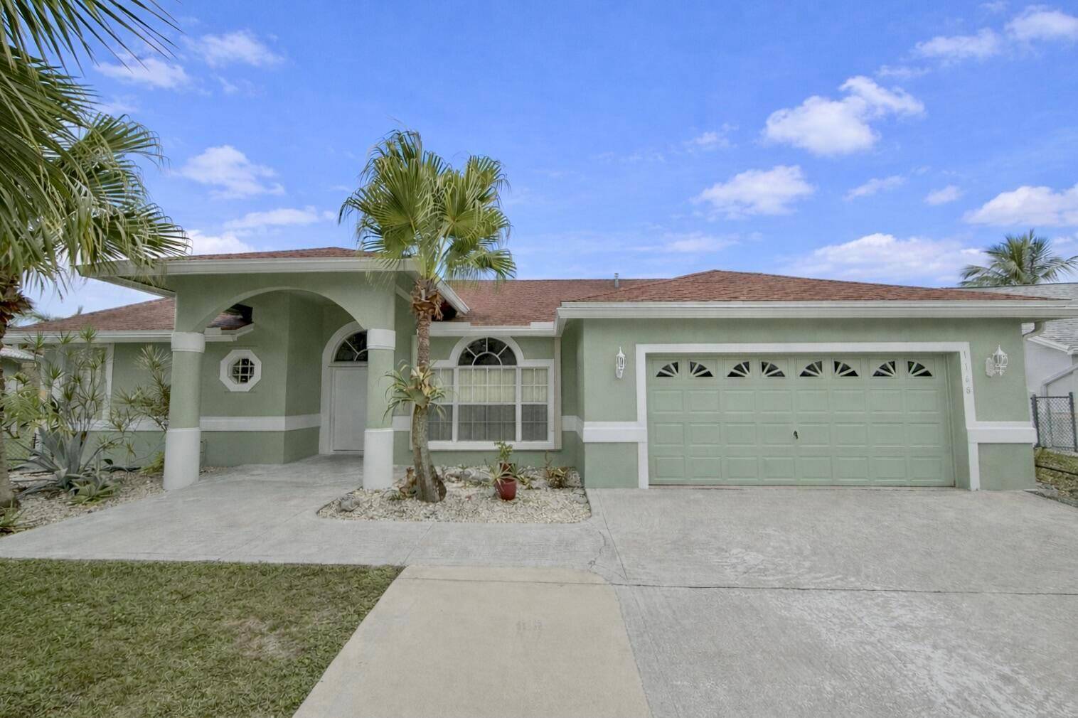 1168 Hatteras - picture