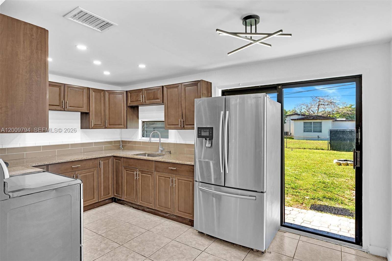 4156 SW 49th CtDania Beach - picture