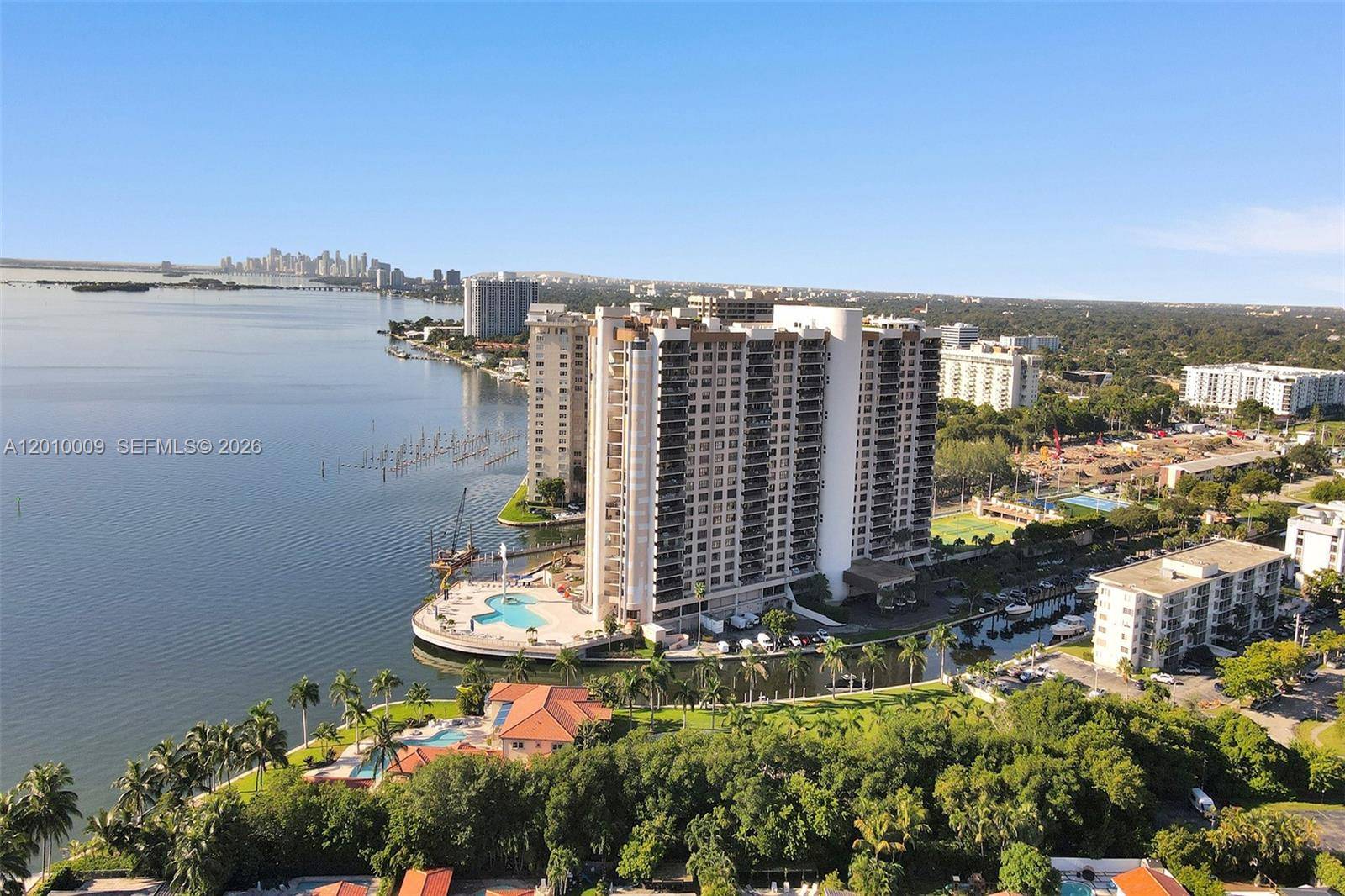 1800 NE 114th StMiami - Condo/Co-Op/Annual,Condo condo unit 1502 - picture