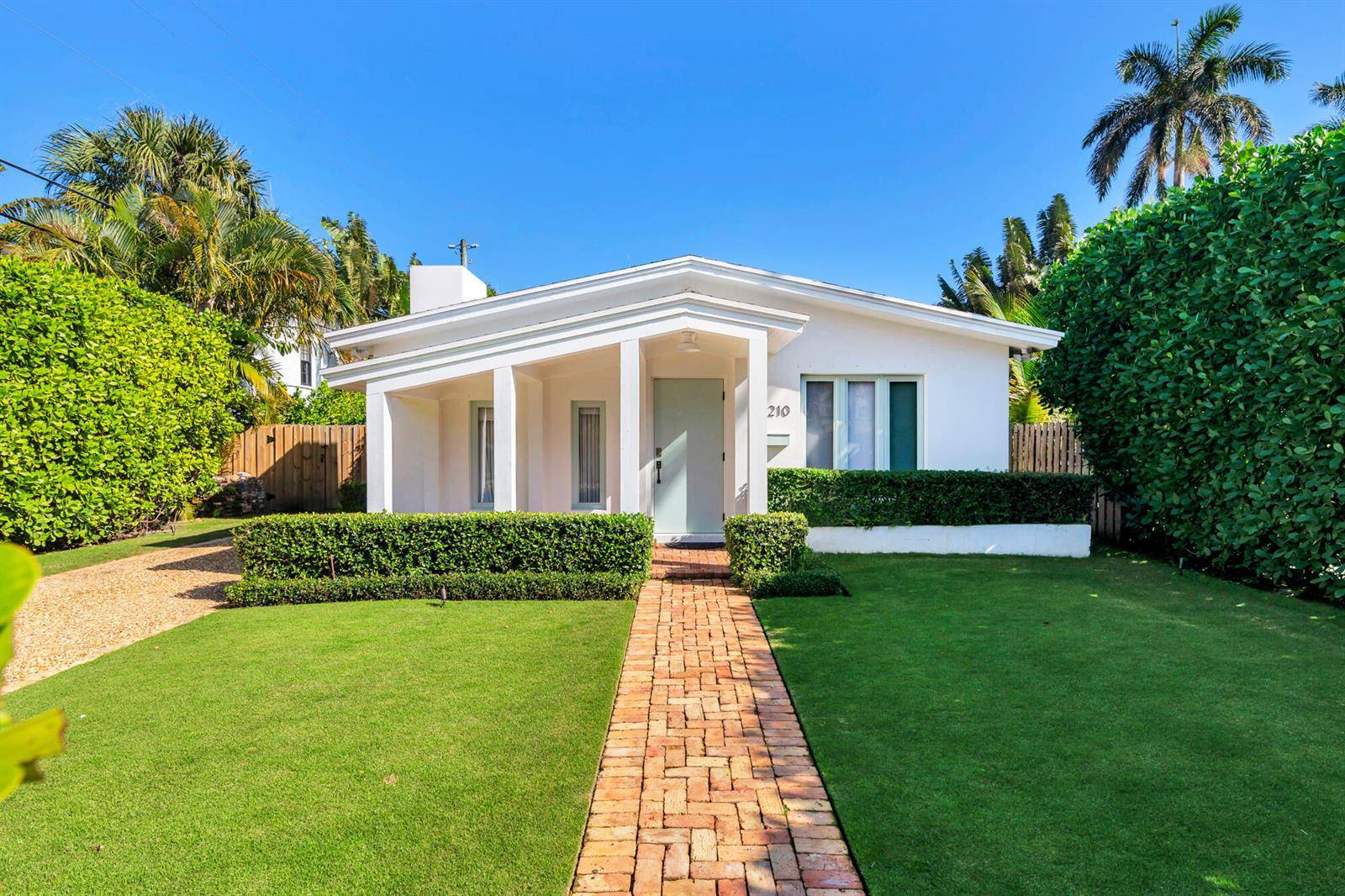 3210 VincentWest Palm Beach - picture