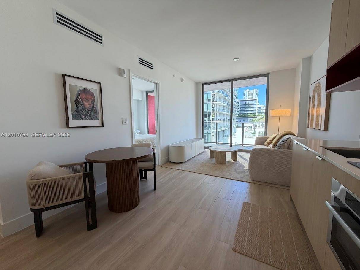 90 NE 32Miami - Condo/Co-Op/Seasonal,Condo condo unit 803 - picture