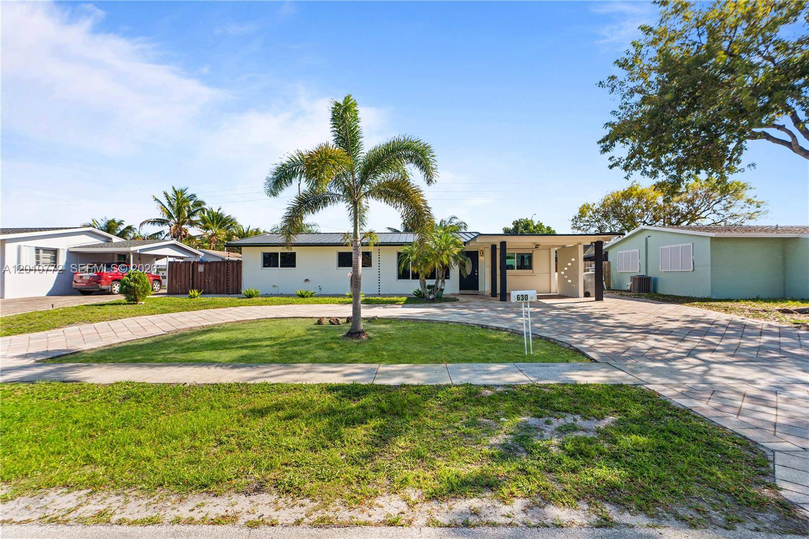 630 NE 23rd CtPompano Beach - picture