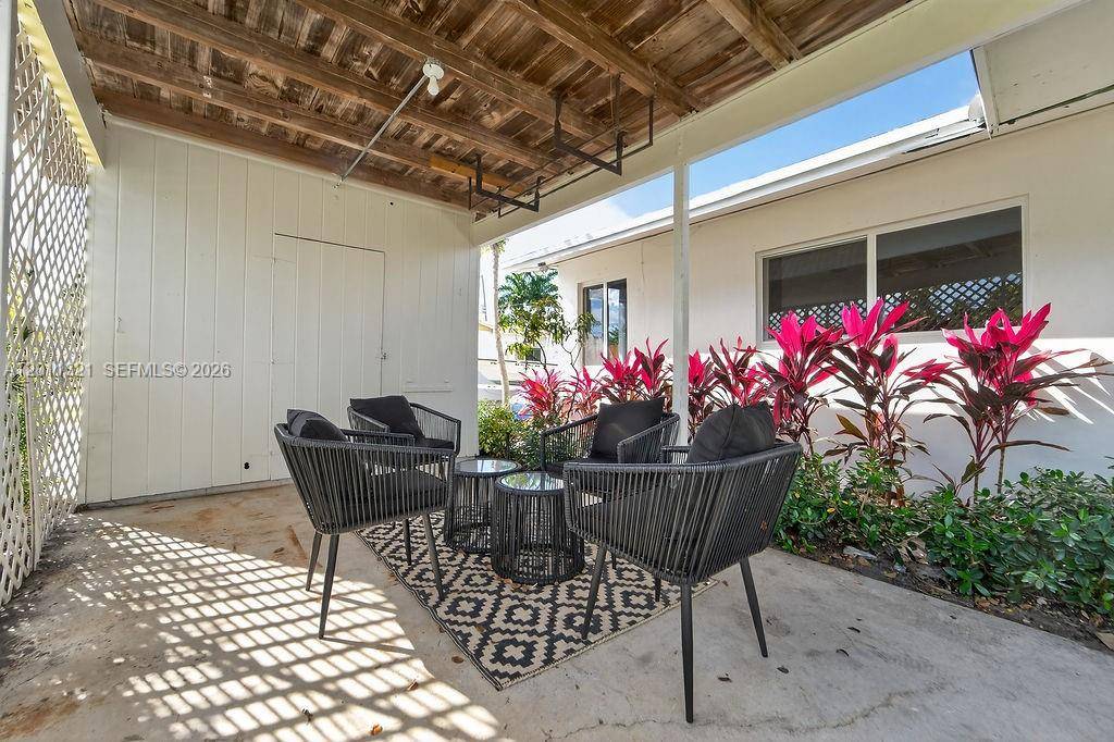756 Cinnamon RdNorth Palm Beach - picture