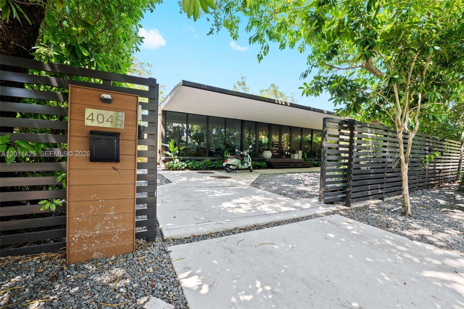 4045 Bonita AveMiami - picture