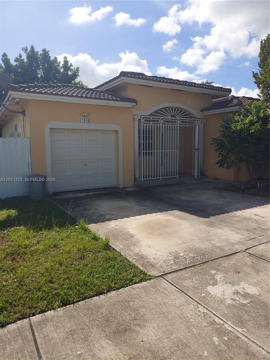 12426 SW 214th TerMiami - Single Family-Annual,House condo unit 12426 - picture