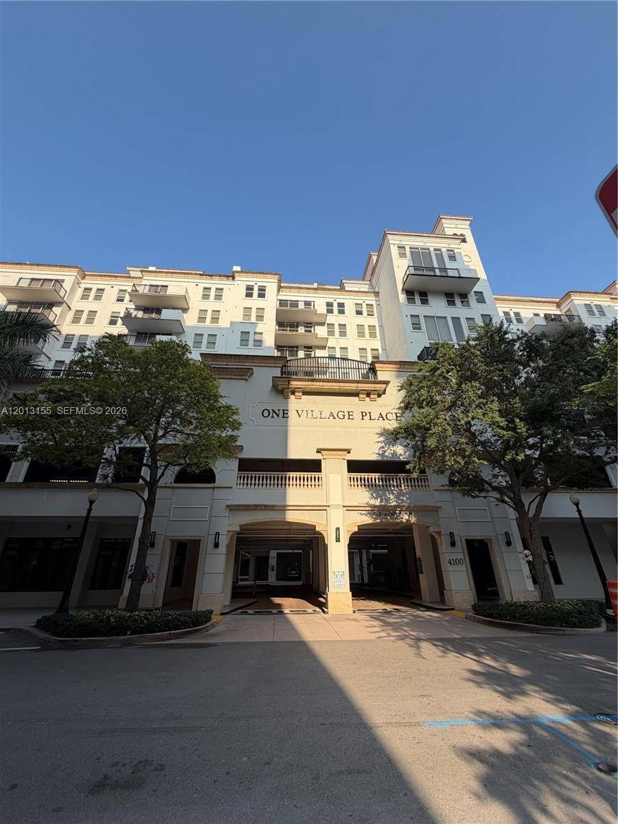 4100 Salzedo StCoral Gables - Condo/Co-Op/Annual,Condo condo unit 508 - picture