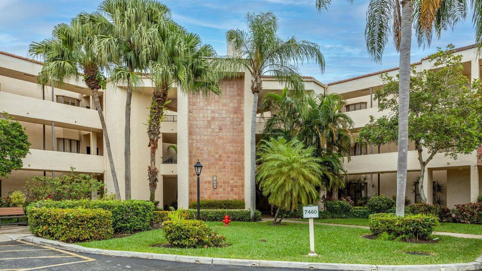 7460 La PazBoca Raton - Condo condo unit 208 - picture