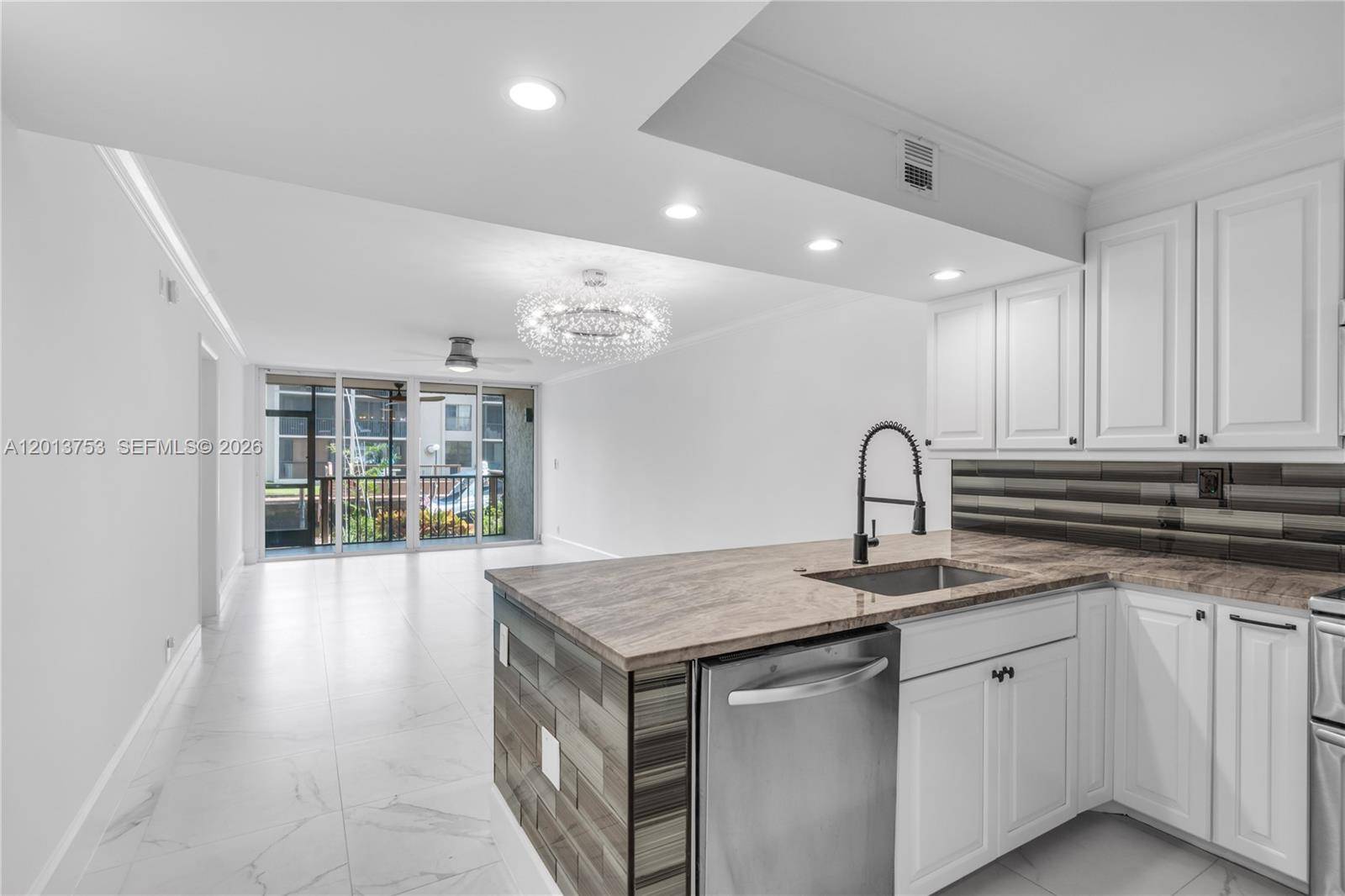 12 Royal Palm WayBoca Raton - Apartments-Annual,Condo condo unit 103 - picture