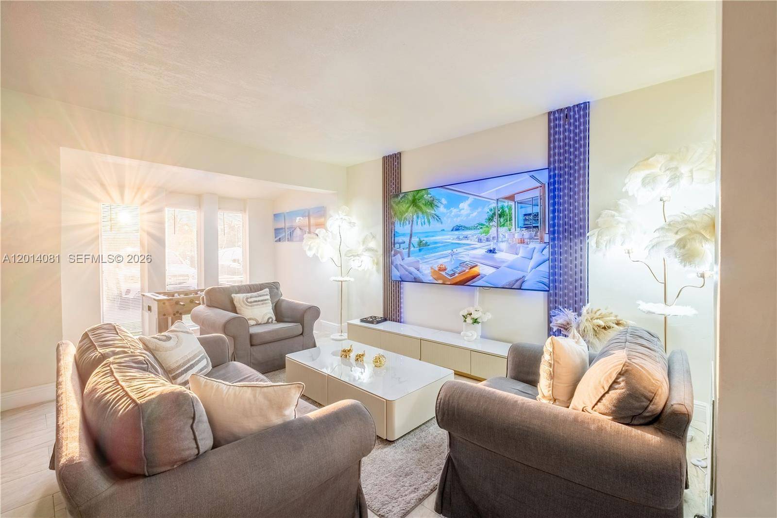 2125 N 14th CtHollywood - picture