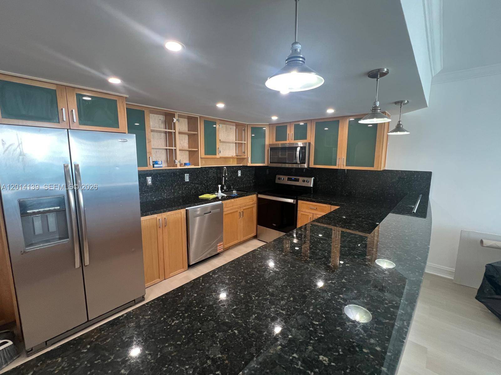 19390 Collins AveSunny Isles Beach - Condo/Co-Op/Annual,Condo condo unit 402 - picture
