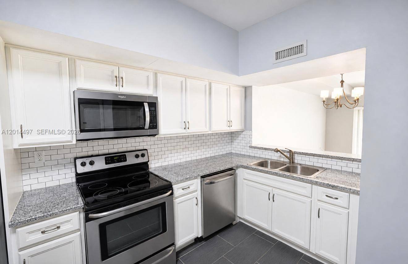 11840 SW 99th StMiami - Townhouse/Villa-Annual,Townhouse condo unit 11840 - picture