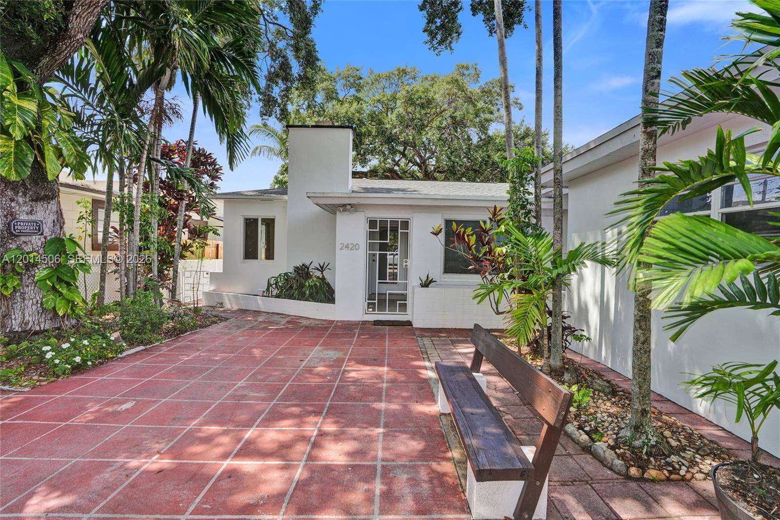 2420 SW 16th StMiami - picture