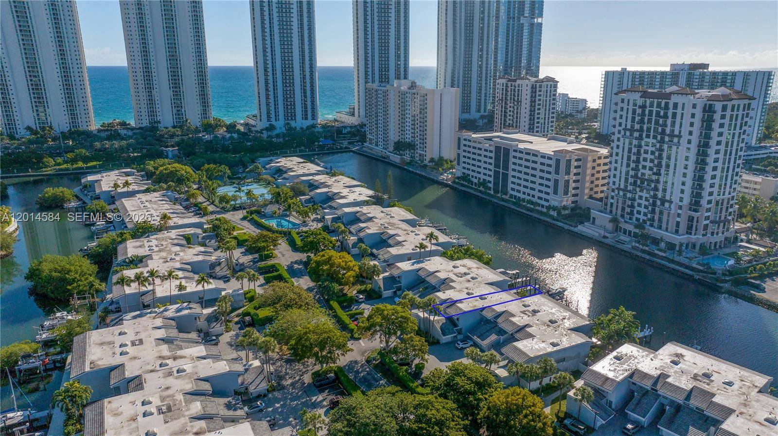 310 Poinciana DrSunny Isles Beach - Condo/Co-Op/Annual,Townhouse condo unit 802 - picture