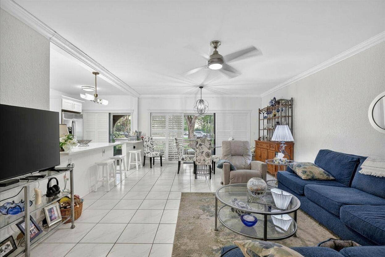 6328 W Longboat LnBoca Raton - Condo condo unit 101 - picture