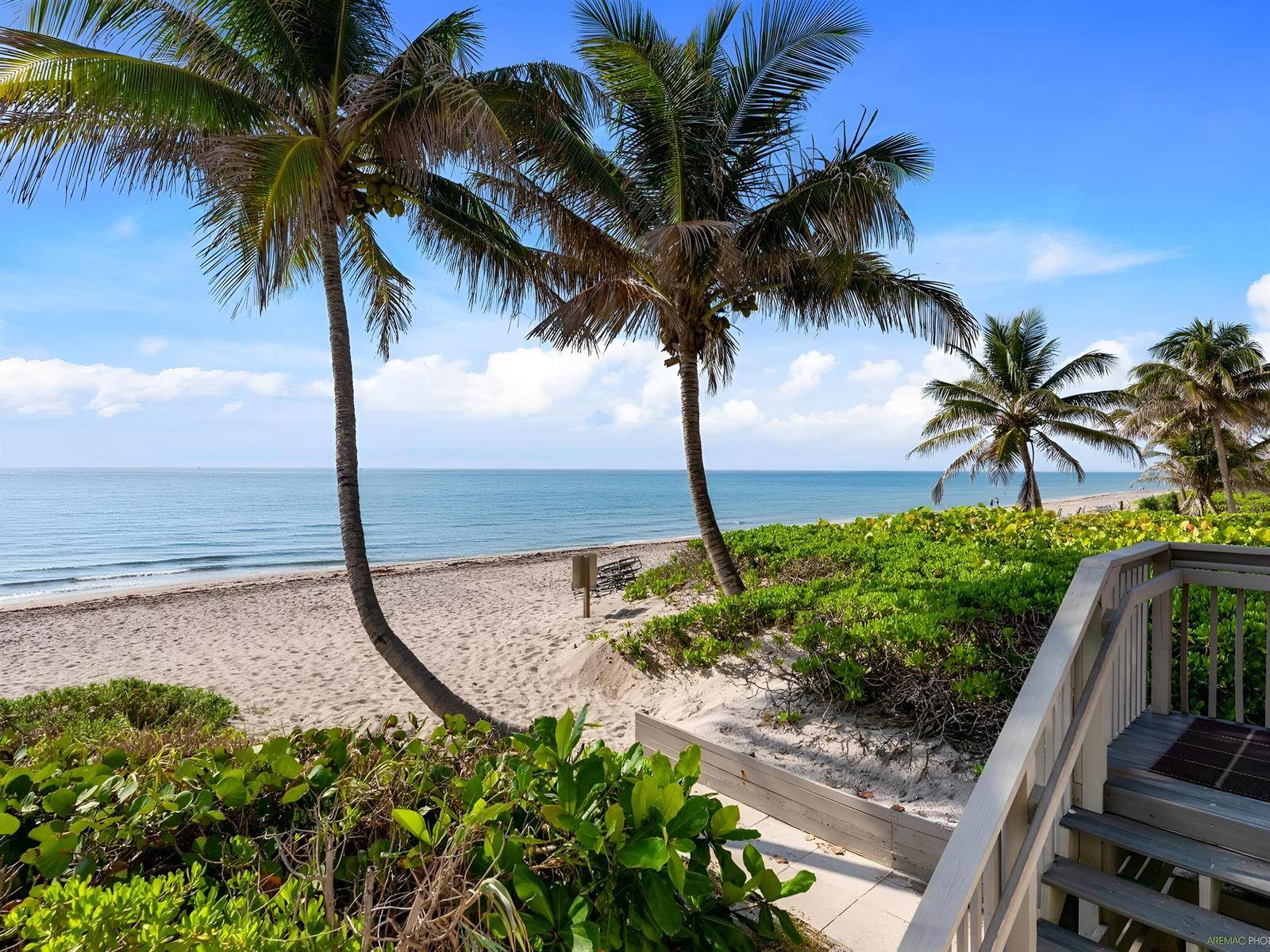 3215 S OceanHighland Beach - Condo condo unit 407 - picture