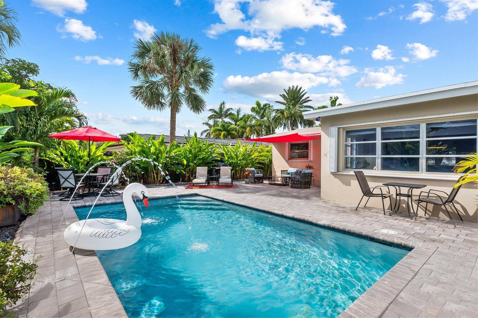 2640 NW 9thWilton Manors - picture
