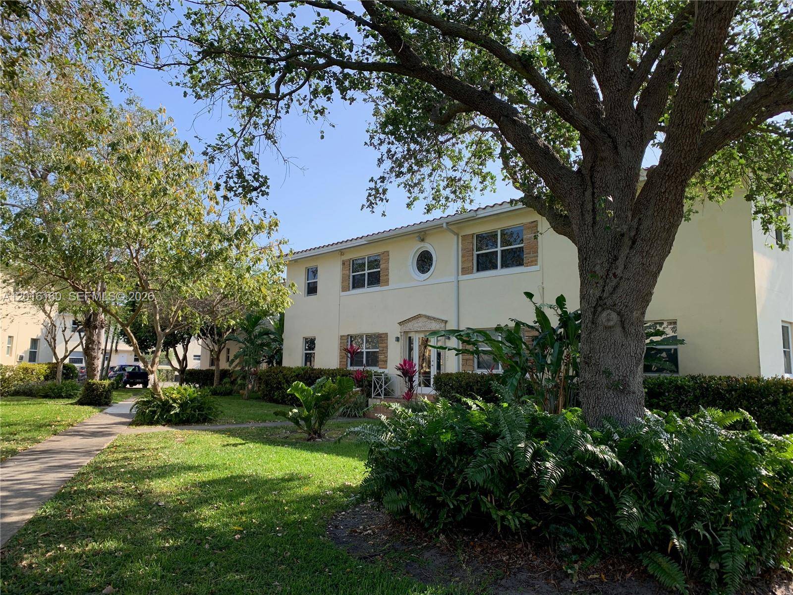 723 NE 91st StMiami Shores - Condo 1-4 Stories,Condo condo unit 3C - picture