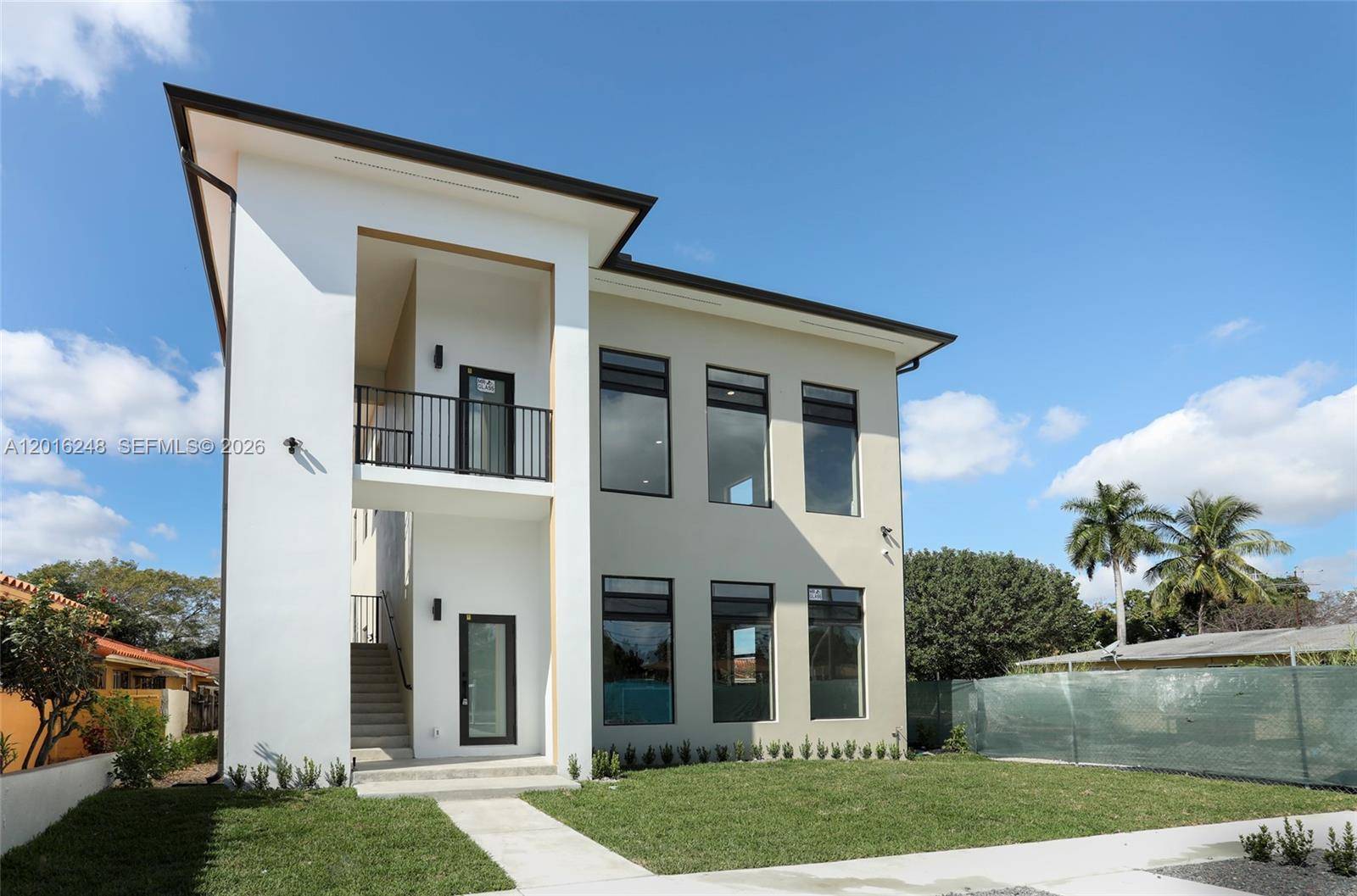 120 SW 35 AveMiami - Duplex/Tri/Quad-Annual,Villa condo unit A2 - picture