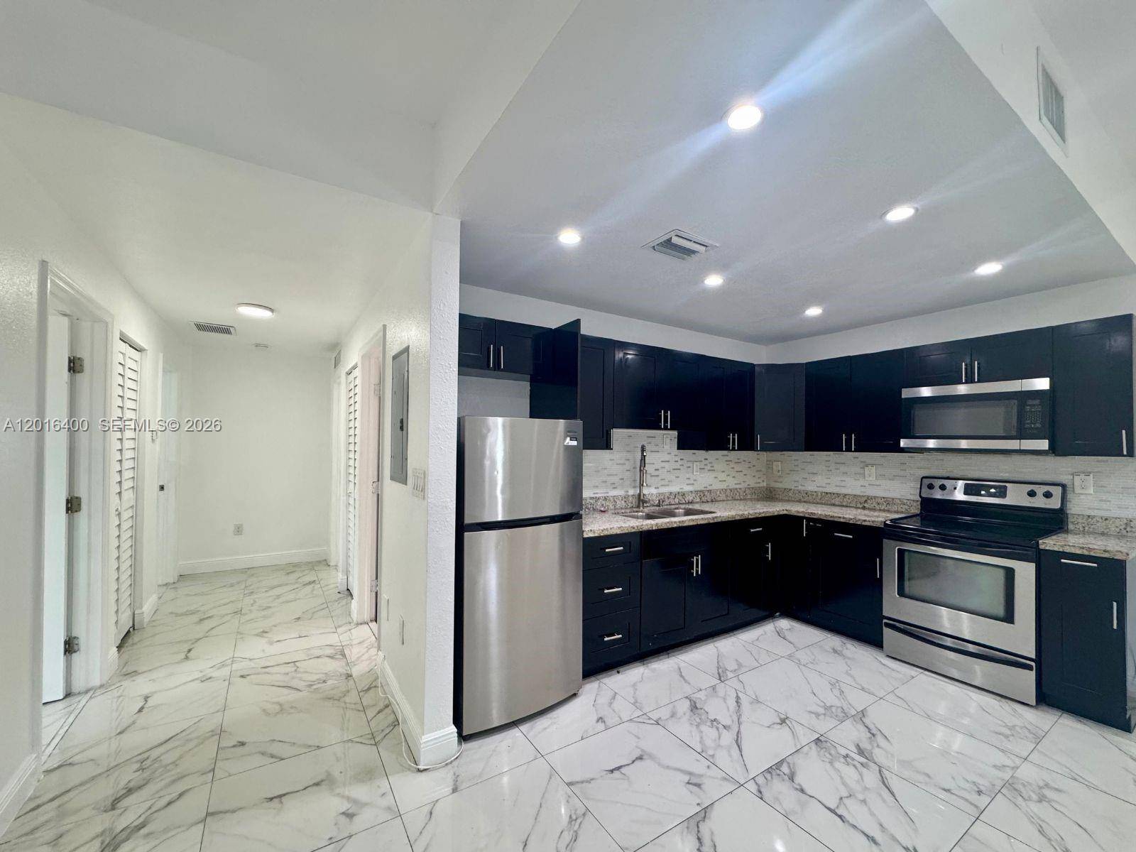 7703 NW 3rd AveMiami - Duplex/Tri/Quad-Annual,Multi Family condo unit n/a - picture