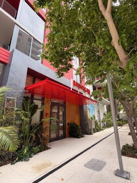 90 NE 32Miami - Condo/Co-Op/Annual,Condo condo unit 823 - picture