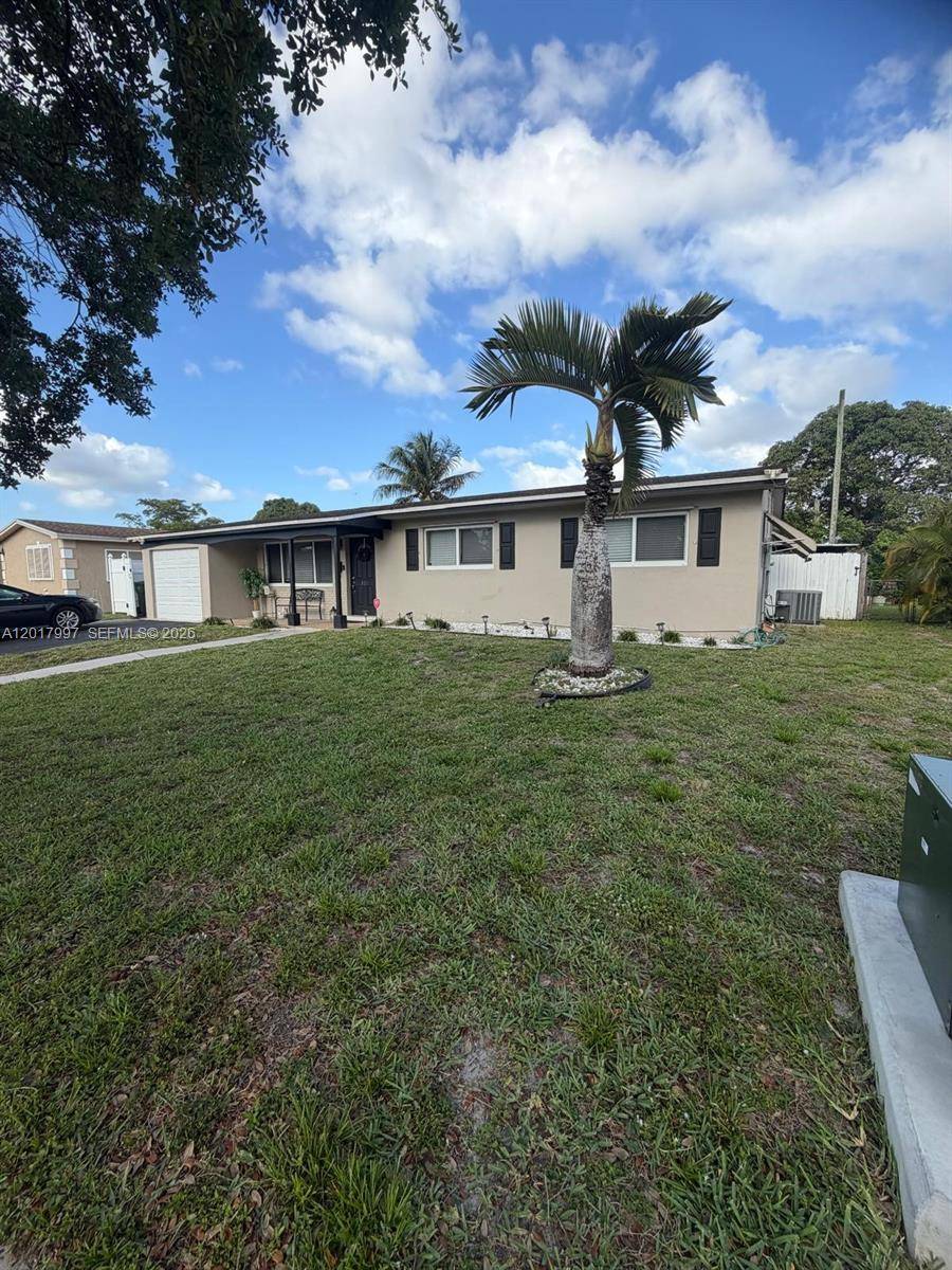 621 SW 71st TerPembroke Pines - picture