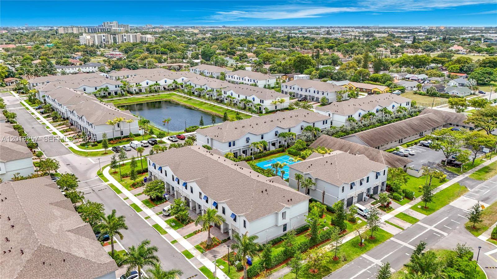 939 NW 3rd TerPompano Beach - Townhouse/Villa-Annual,Townhouse condo unit 939 - picture