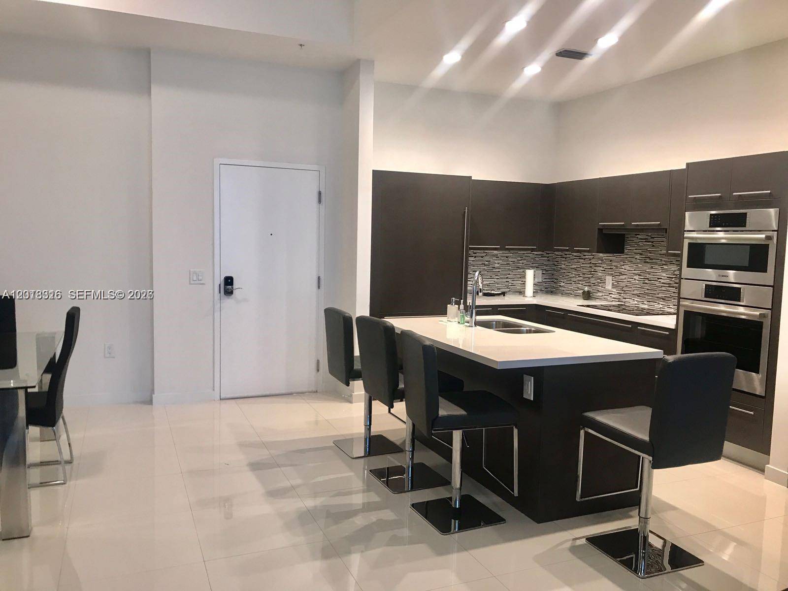 7751 NW 107th AveDoral - Condo/Co-Op/Annual,Apartment condo unit 803 - picture